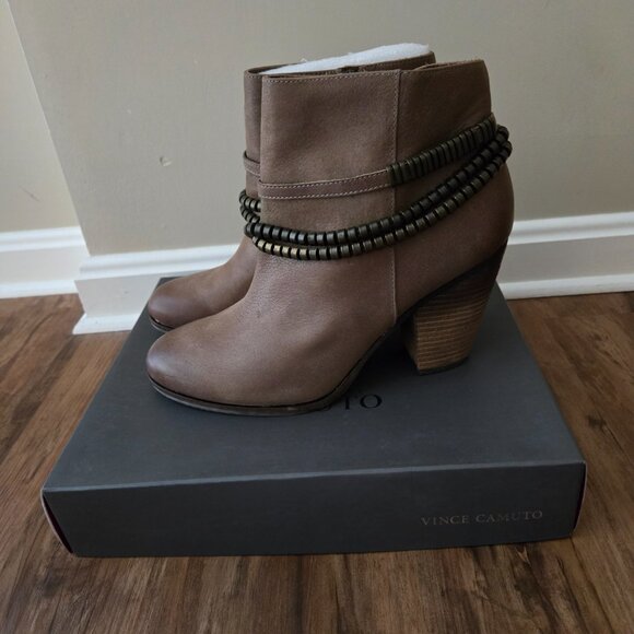 Vince Camuto Women's Ankle Bootie - VO-HALLA - Smoke Taupe Size 9.5M - NWT - Picture 4 of 7